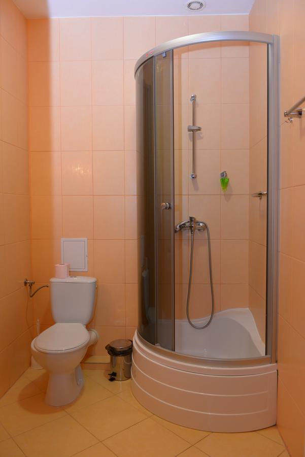 Hotel Pod Debami Terespol Ngoại thất bức ảnh